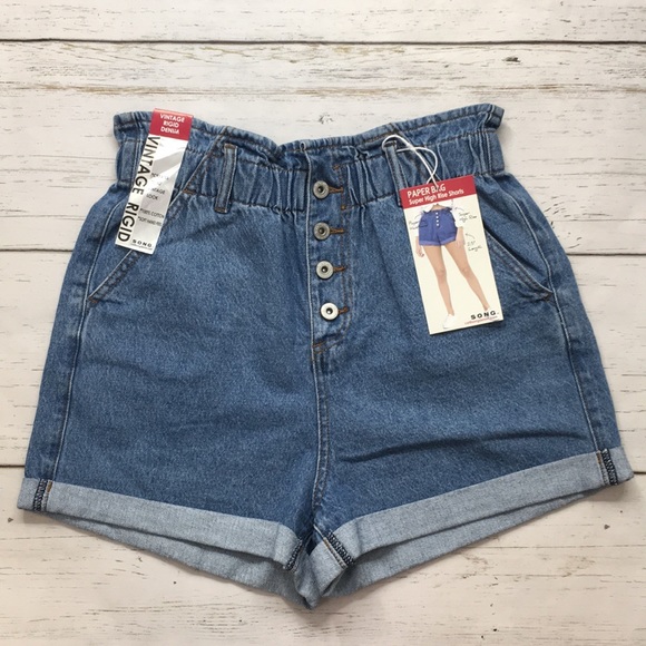Pants - S.O.N.G Highwaisted Vintage Shorts